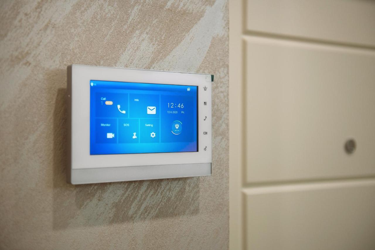 К Морю 5 Мин! Французский Бульвар 26 Спальных Мест 6 ! Odesa Exterior photo